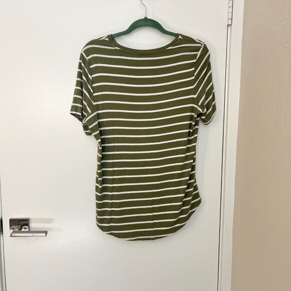 Old Navy Luxe Tees - Lot of 6 - Size M - GUC - Picture 3 of 13